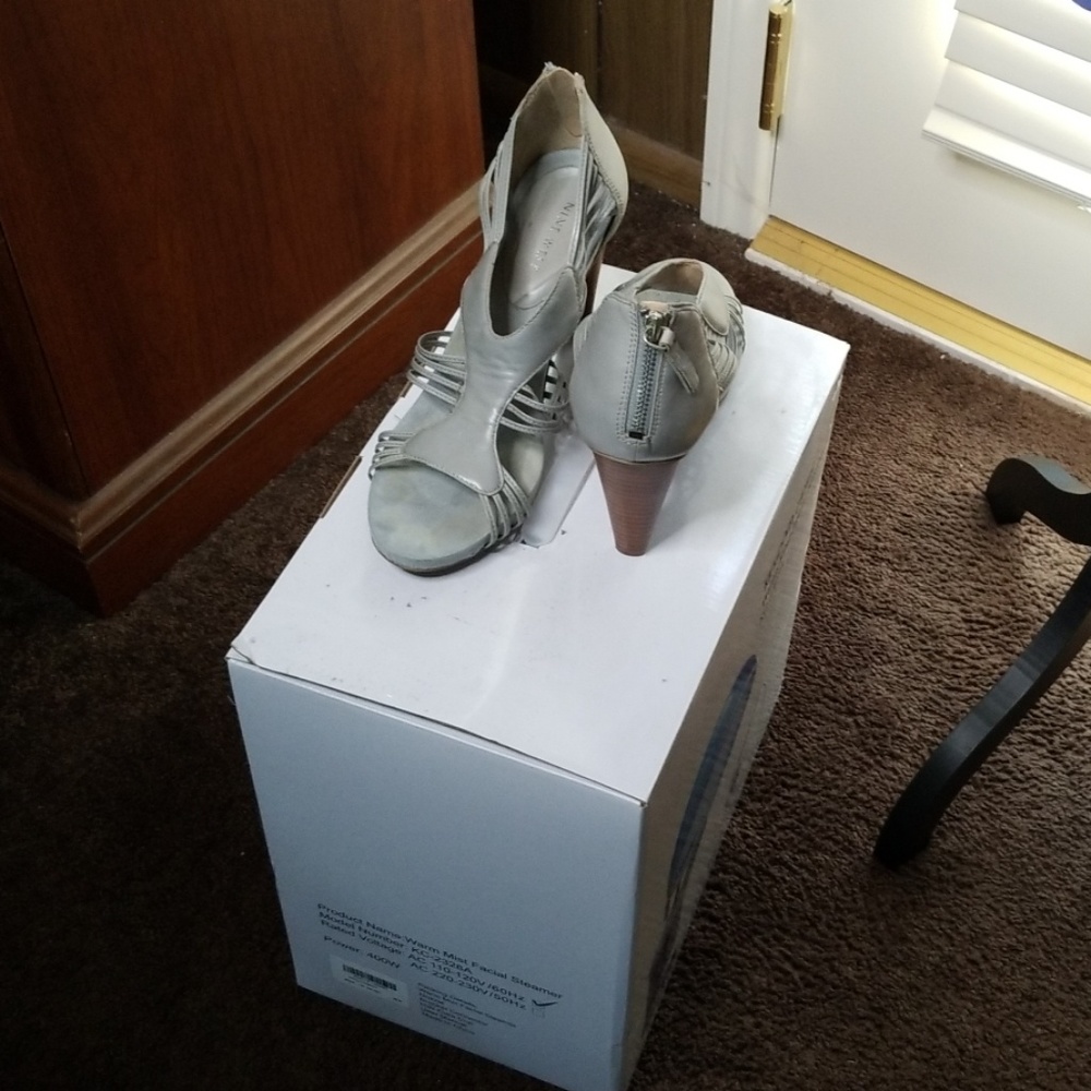 Shoes - Picture 2 of 2